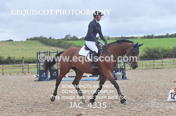JAC_4335 - CLASS 7 Senior Foxhunter/ 1.20m Open