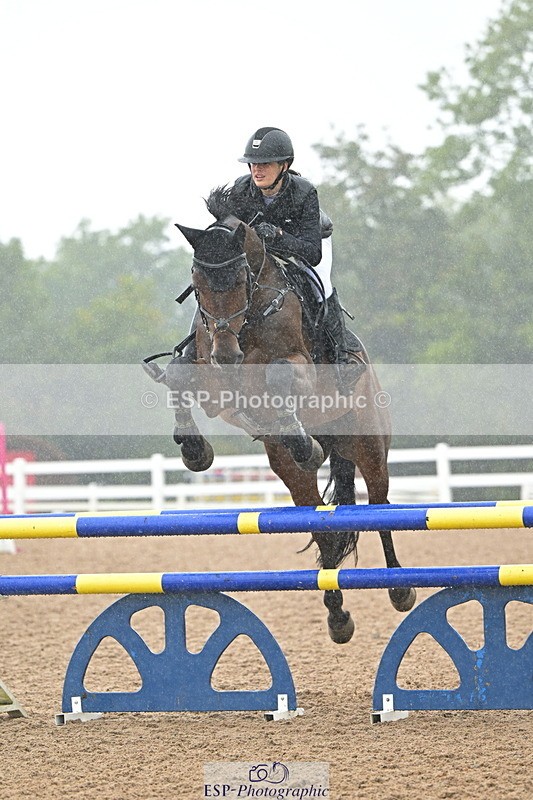 240925A-133548-00937 - Cls 4 Newcomers and 1.10m Open