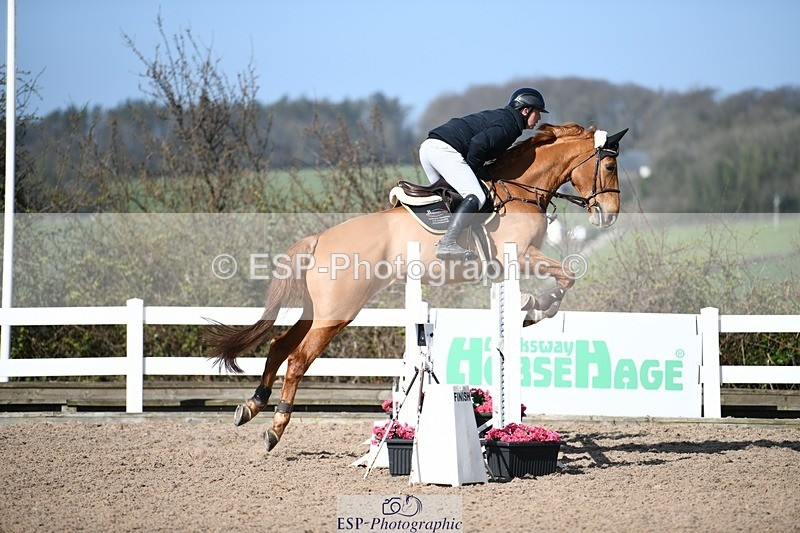 250330-103945-06211 - Cls 32 British Novice and 90cm