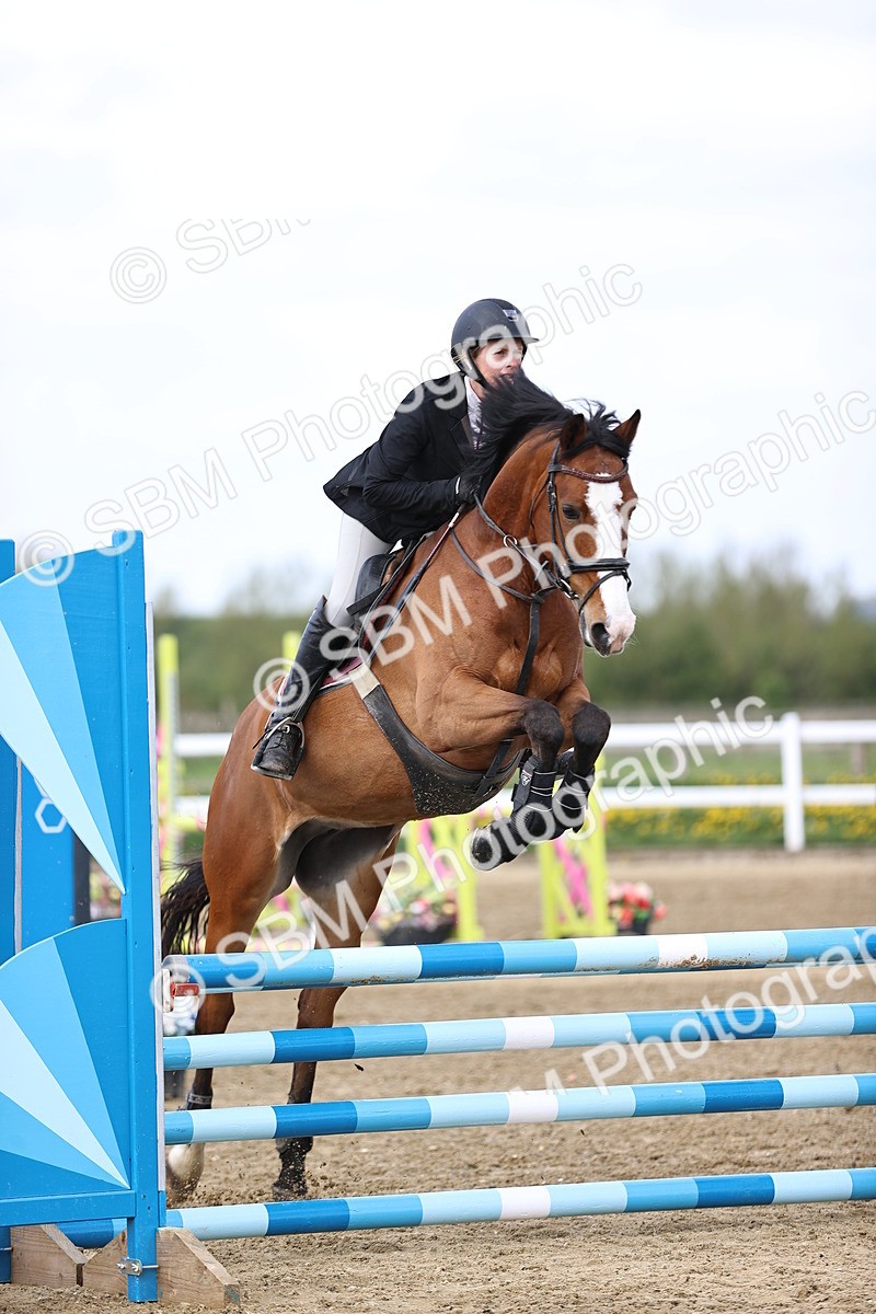 SBM_5219 - Class 9 - Senior British Novice - 90cm