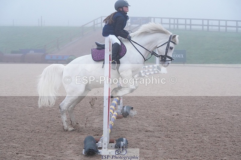 250208-100812-00828 - Cls 19 Clear Round 50cm