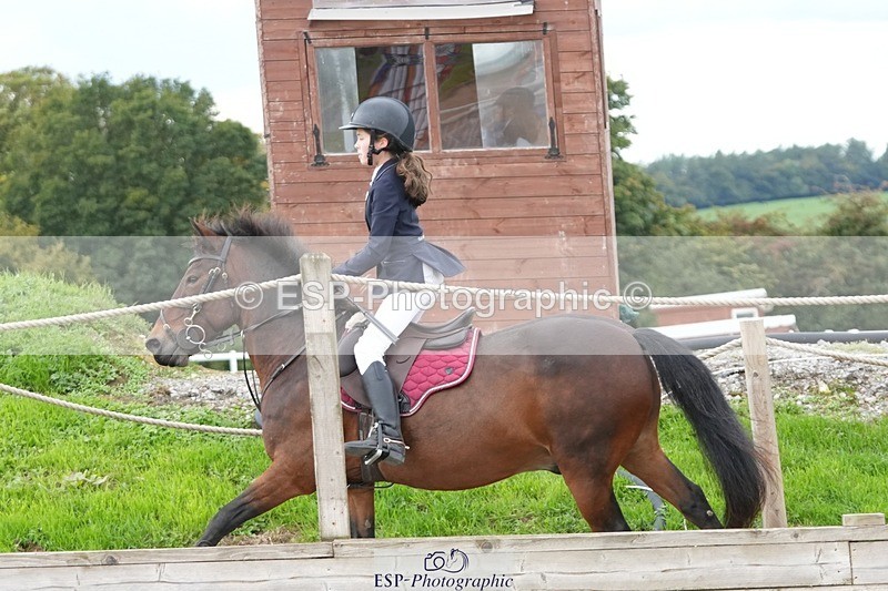 250921-144215-03711 - Cls 20 Pony 80cm Derby