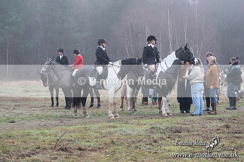 HUPY 261224 39 - Pytchley with Woodland Hunt Boxing Day Meet 26th December 2024