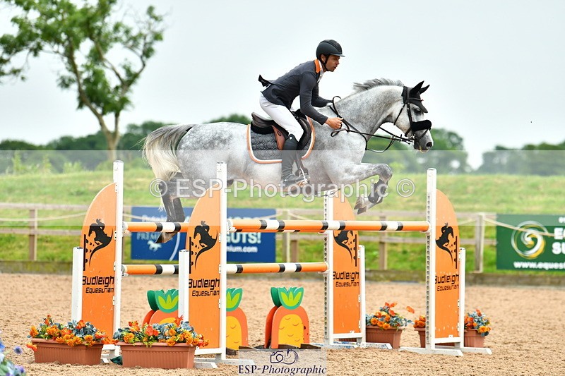 230611A-152345-06420 - Cls 28 Chard Grand Prix