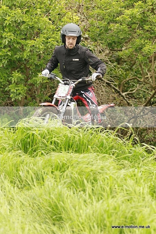 TR 060512-005 - Petit Bot - 06/05/12