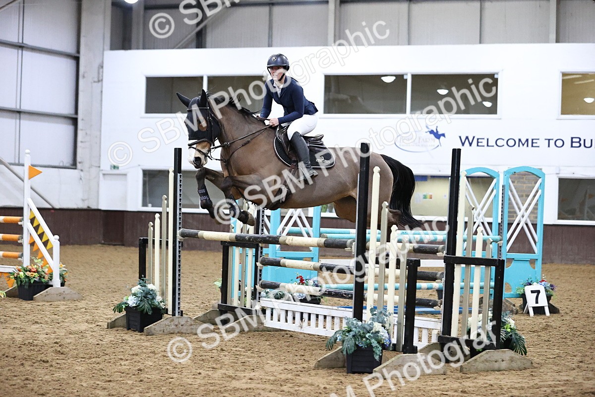 SBM_001593 - Class 4 - Senior Newcomers - 1.10m Open