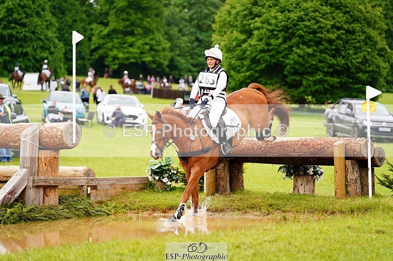 240525-170648-19008 - 263-CHILLI_MORNING_IV-Gemma_Stevens