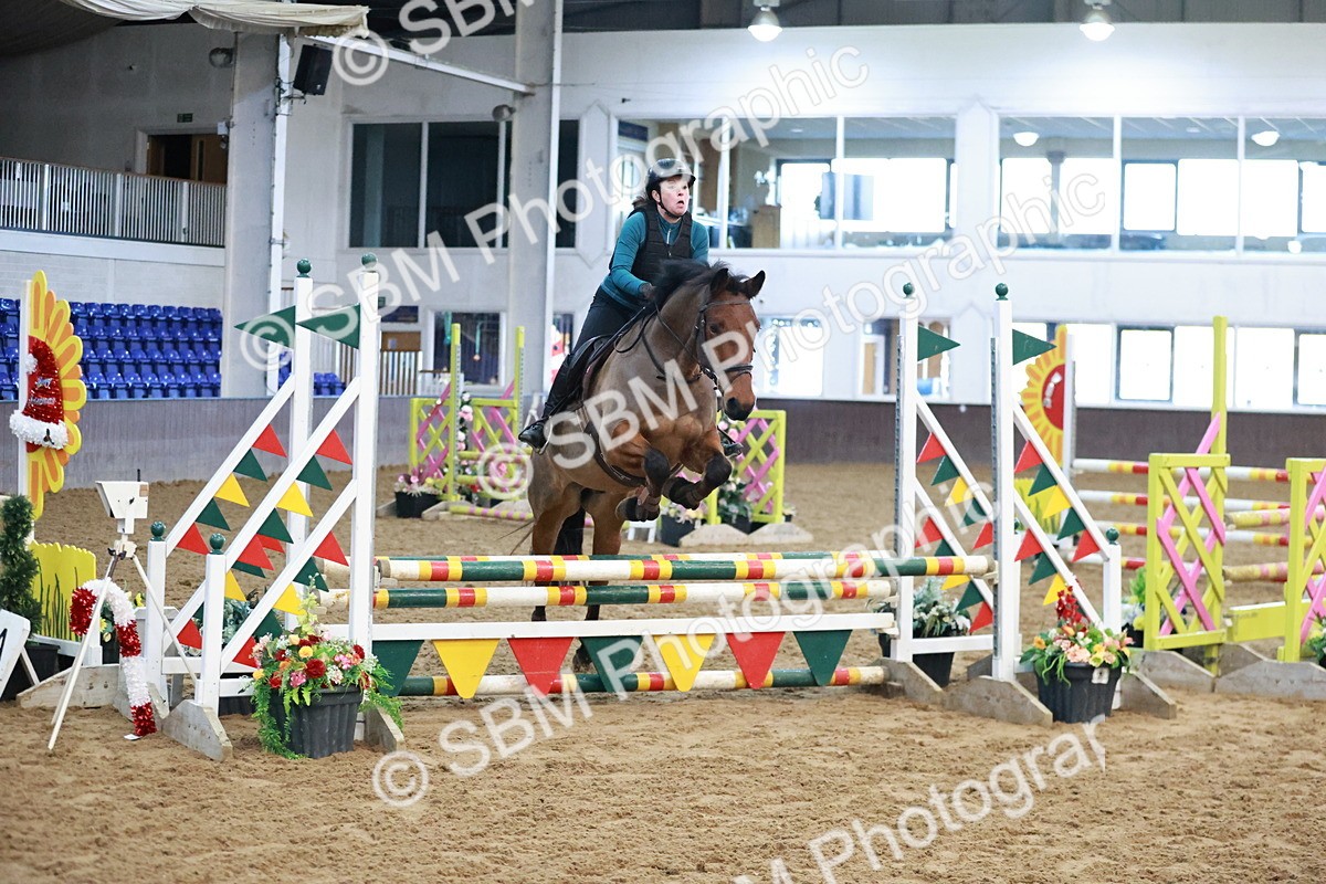 SBM_000045 - Class 1 - Clear Round 80cm - 90cm - 1.00m