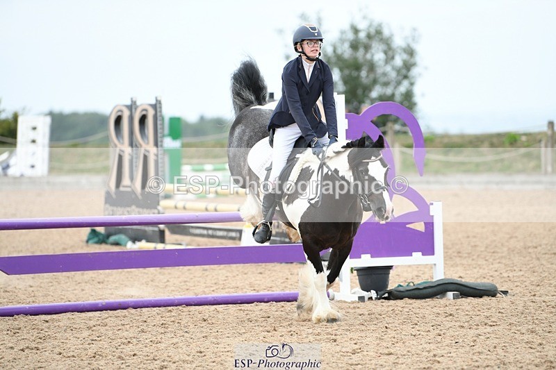 250807-103942-00239 - 80cm Round 1