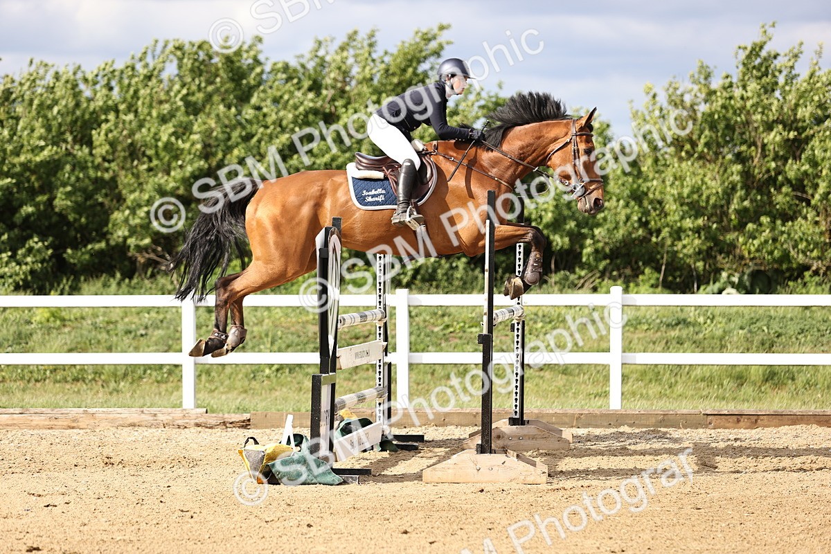 SBM_003852 - Class 13 - Senior Foxhunter - 1.20m