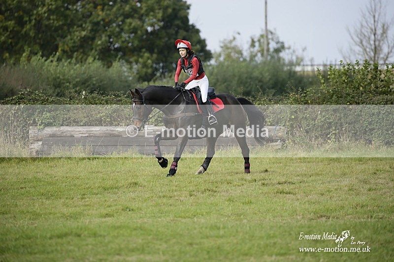  WWHT 171021 2908 - Intermediate (0.90m)  17/10/21