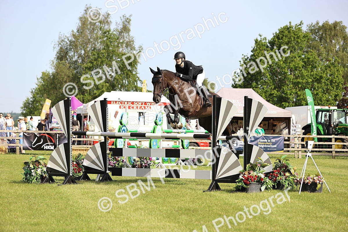 SBM_01372 - Class 200 - Martin Grant Homes Welcome Stakes 1.25m Open