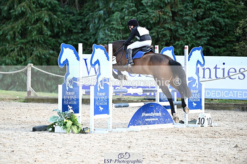240824X-164616-30411 - 80cm Jump Off