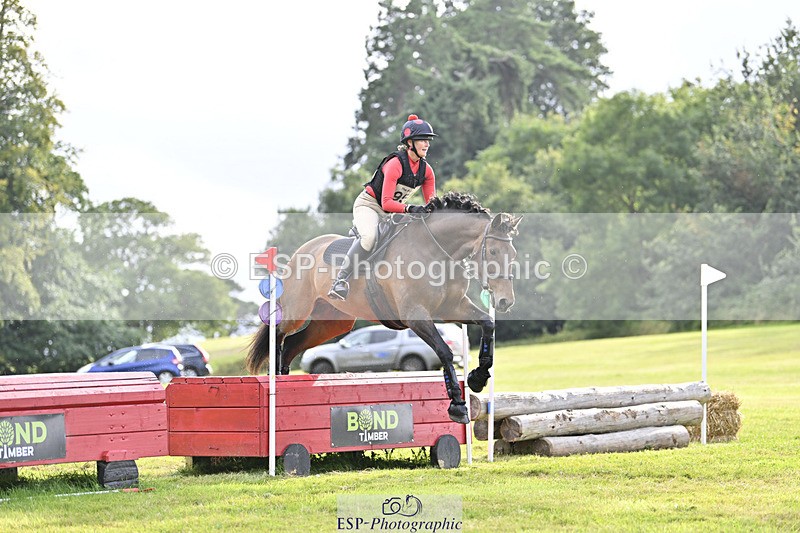 240825X-171007-37676 - 80cm XC 16.30 to 17.30