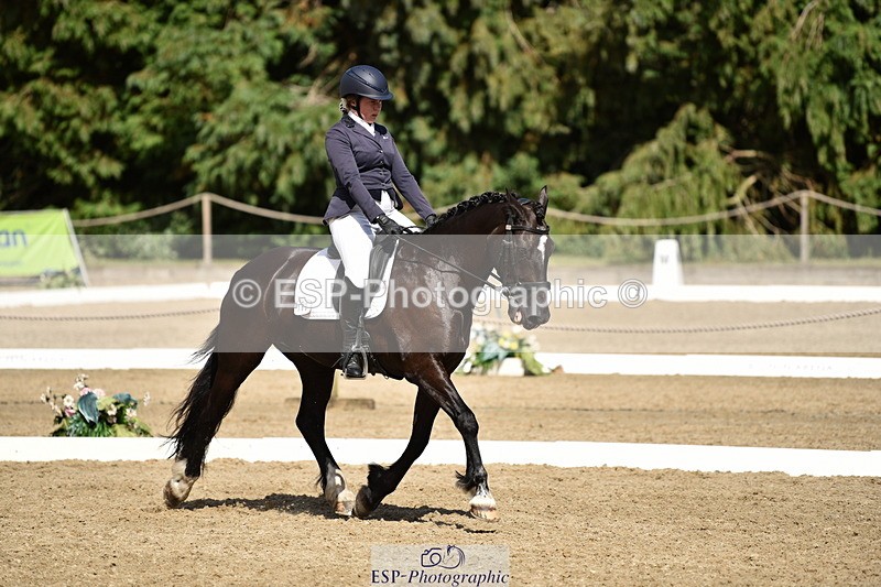 140110A-045644-12329 - 168-Samantha.Pring-Tongwynlais.Moon.Dancer