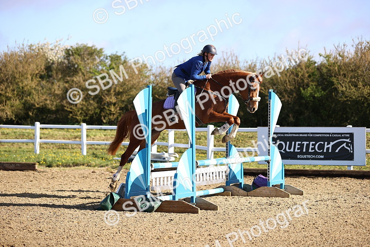 SBM_002813 - Class 14 - Clear Round