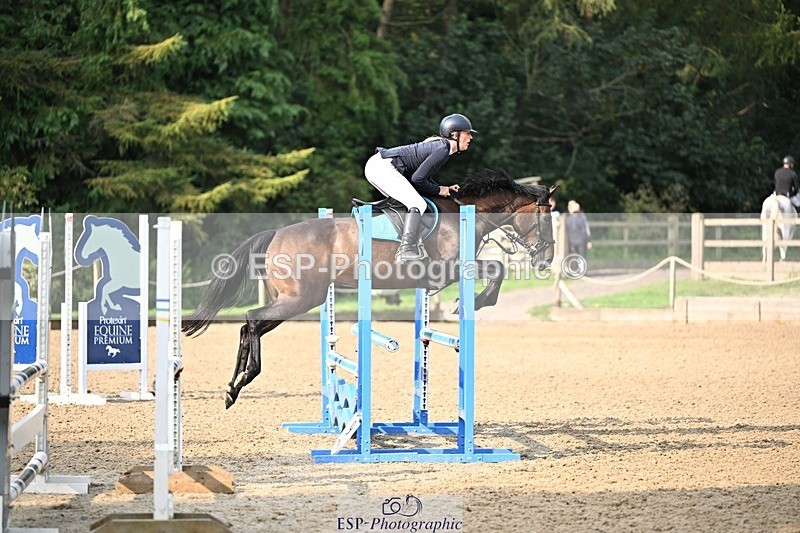 240818-091937-03367 - Cls 8A Snr British Novice