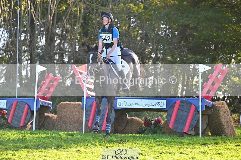 241026-144313-14124 - 542-Tommy.Marsden-HARD.KNOCK.LIFE