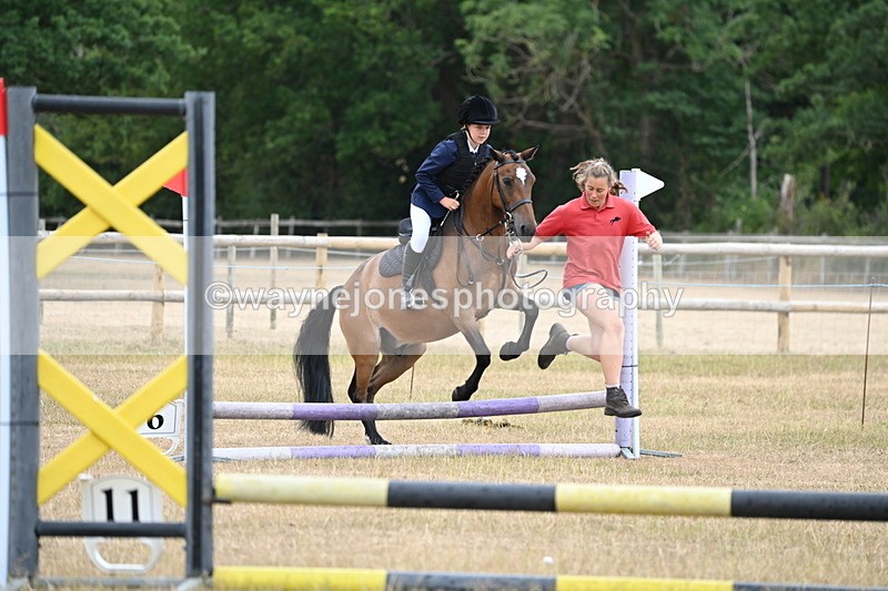 WJ6_9430 - Class 12 Minimus Jumping 45cm