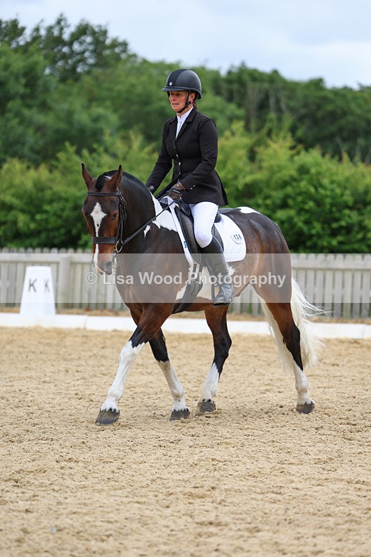 3E7A0616 - Class 5: Novice 1 2024 Section A