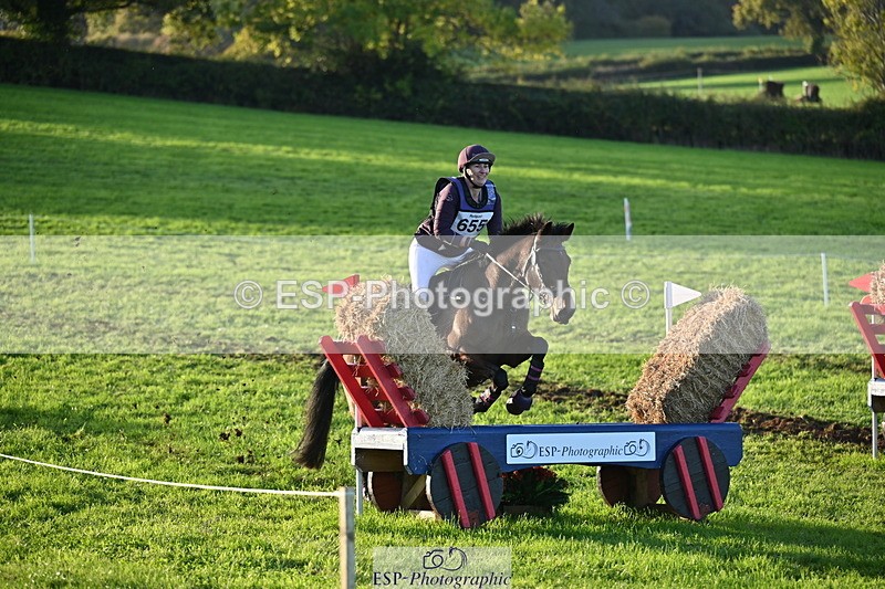 251025A-164646-22168 - H-655-Sarah.Sharp