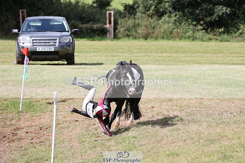 240825X-112708-32264 - 70cm XC 11.00 to 12.00