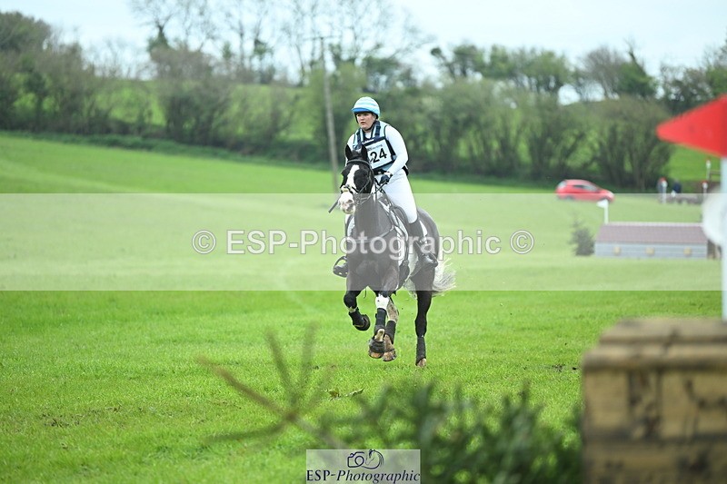 250419-130630-10755 - 424-Issy.Hollidge-CORBETT