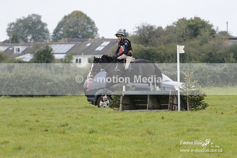  WWHT 171021 2105 - Novice Pairs (0.80m)  17/10/21