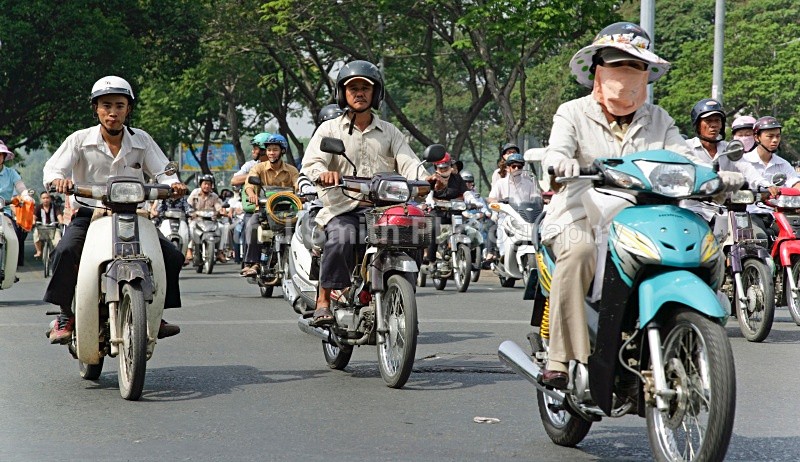 YR6M2151  (RM) - Worldwide