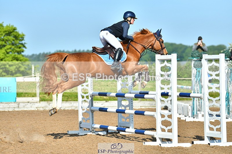 230527A-090301-02874 - Cls 13 Snr 1.05m + 1.10m Open