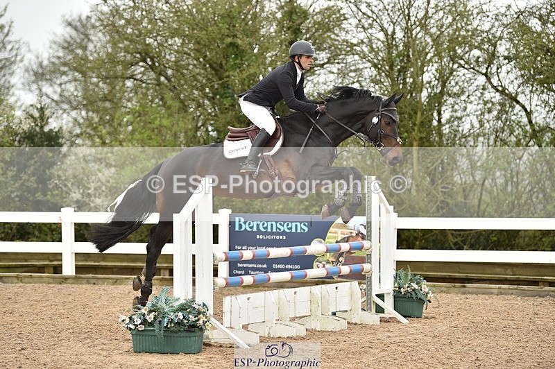 240405A-104228-00555 - Cls 8 British Novice and 90cm Open