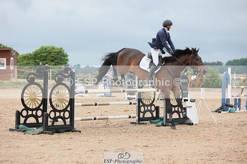 250524-102238-04186 - Cls 13  A&B 1.05m & 1.10m open