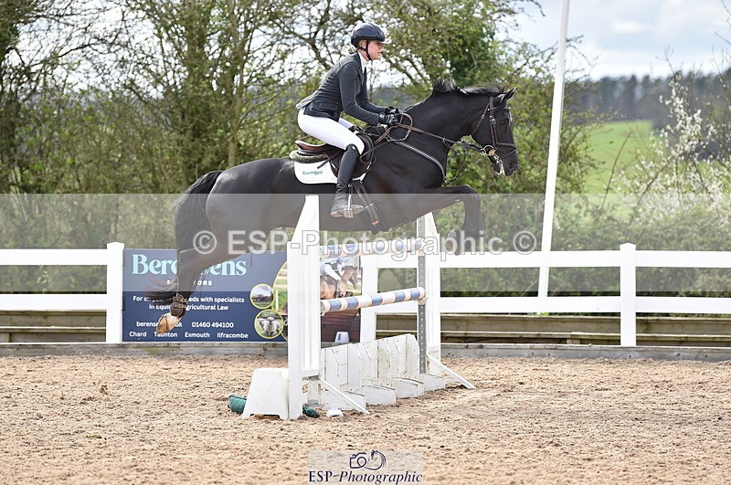 240403A-153842-01007 - Cls 5 Foxhunter and 1.20m Open