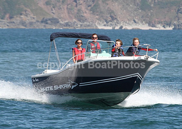 100725 WHITE SHARK IMG_5361 - RIBs, Tenders, Dories, Dinghies