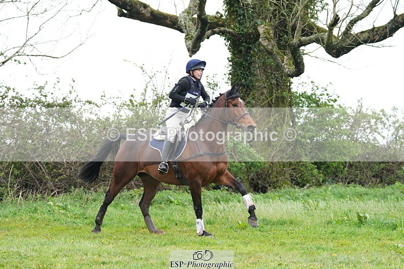 250419-092349-08159 - 420-Fiona.Jones-ABBY.VD.BERGHOEVE.Z