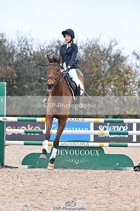 251115-135655-00961 - Cls 16-18 Children on Horses