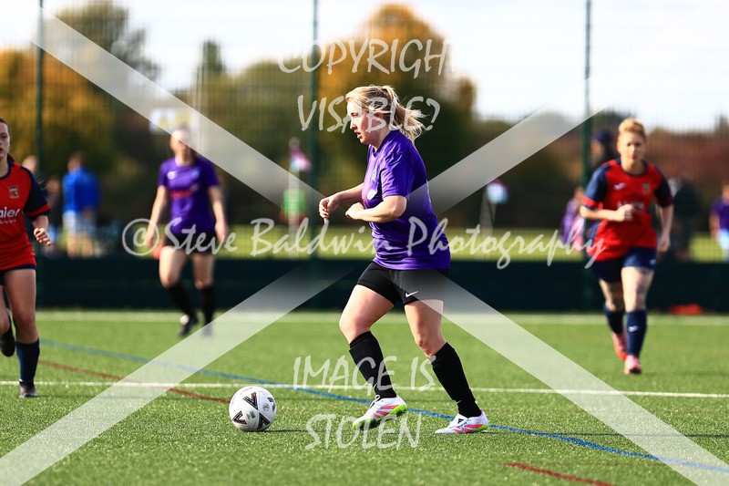 1DX30544 - 2025-10-05 FC Abbey Meads Ladies V Purton  Kingsdown FC Ladies