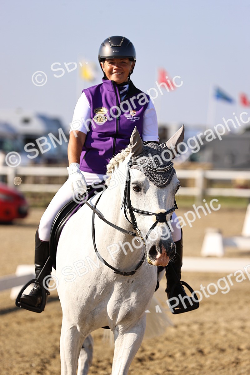 SBM_002584 - Intro 2 - Warm Up