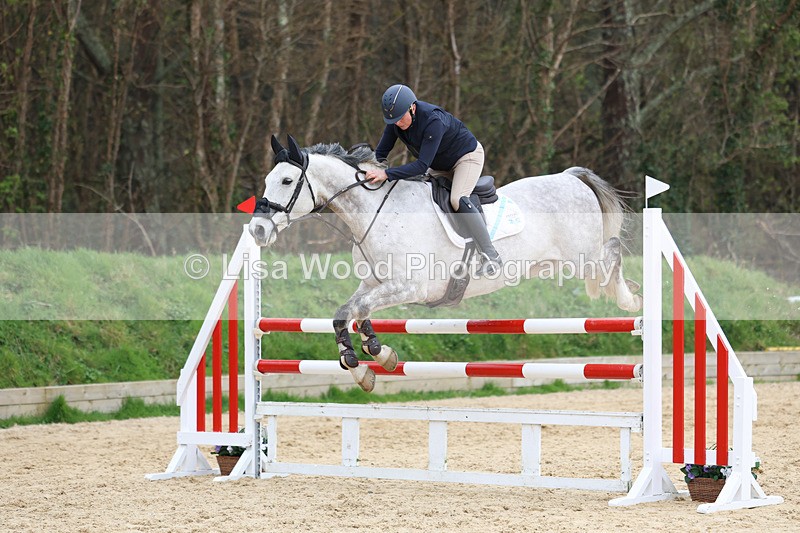 3E7A7646 - Class 8: Senior Newcomers/1.10m open