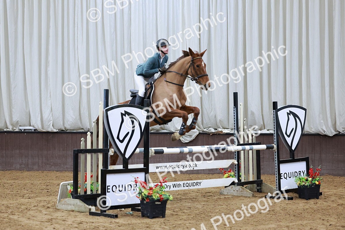 SBM_007573 - Class 24 - Nupafeed Supplements Senior Discovery/ 1m Open