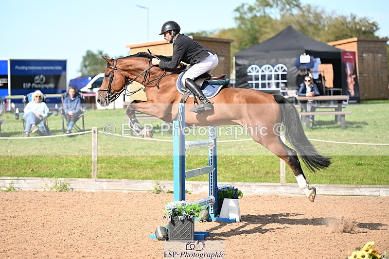 240913A-151925-05060 - Cls 17 National 1.30m Open