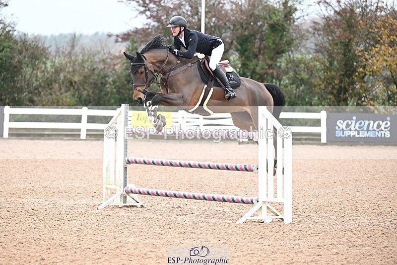 251105-142632-00874 - Cls 06 Fox & 1.20m