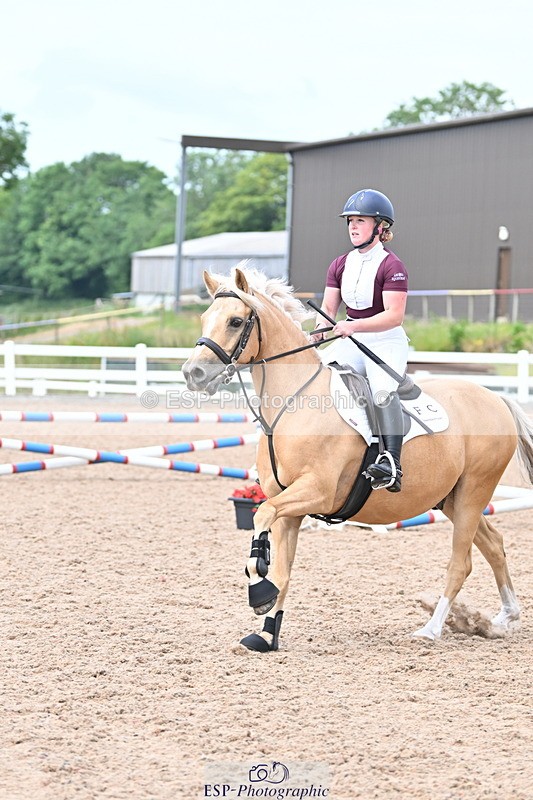 240625A-165925-00366 - Cls 03 & 04 70cm