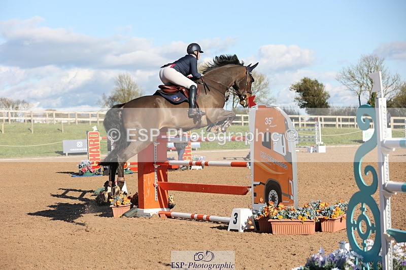 240419A-174615-09988 - Cls 10, 2 Star Big Tour 145cm  Break to End