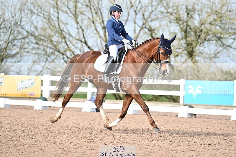 240218A-130320-07520 - 129-Caroline.Baker-Phenomenon.I