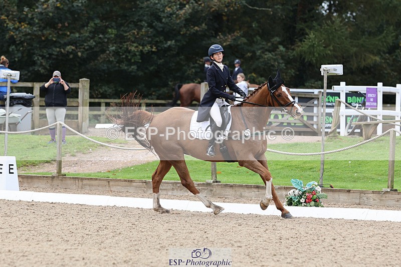 241024-115840-01805 - 145-Rachel.Lawson-MILLROAD.ECLIPSE