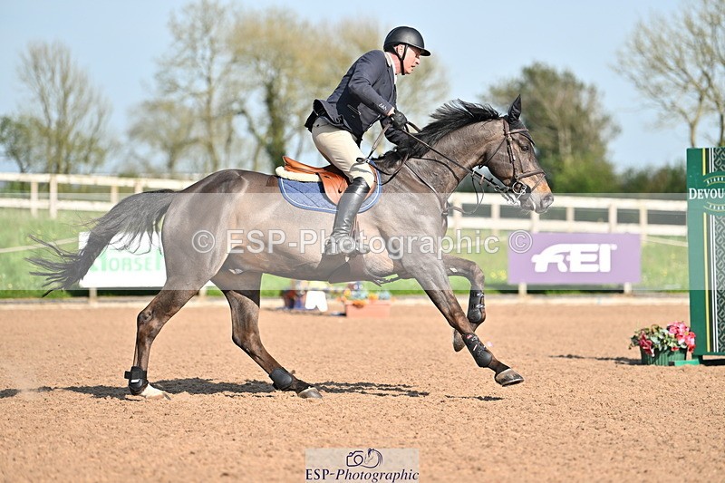 240510A-165749-09340 - Cls 24 National 1.40m Open