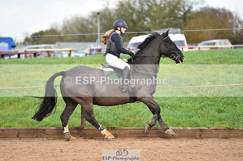 231118A-111524-01220 - Cls 20+21 Club and Schools 80cm