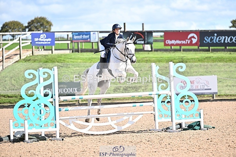 250924-122821-00254 - Cls 3 Snr 1.05m Open