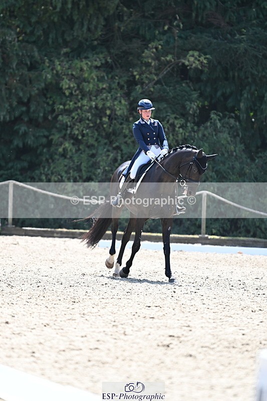 250810A-140018-07159 - 070-Abbie.NewburySeagry.Firstamour